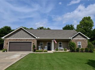 108 Koufax Dr, Calhoun, GA 30701