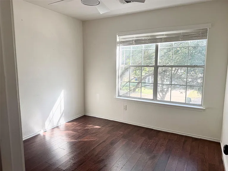 11715 Raymond C Ewry Ln — Photo 27