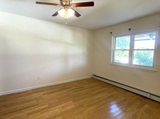 (Undisclosed Address), Yonkers, NY 10704
