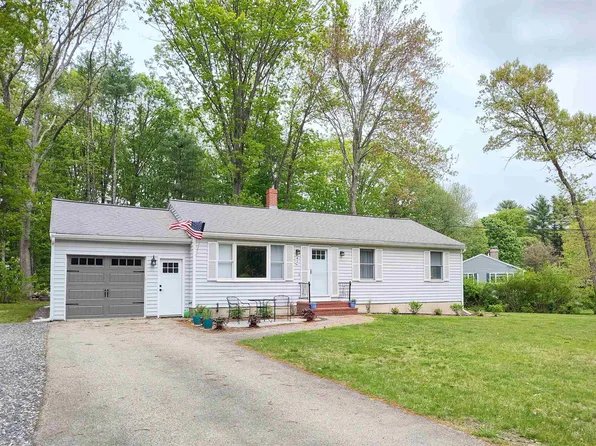 42 Pinewood Drive, Somersworth, NH 03878