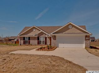 544 Hills Chapel Rd, Hazel Green, AL 35750