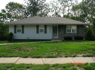 2015 N York St, Independence, MO 64058