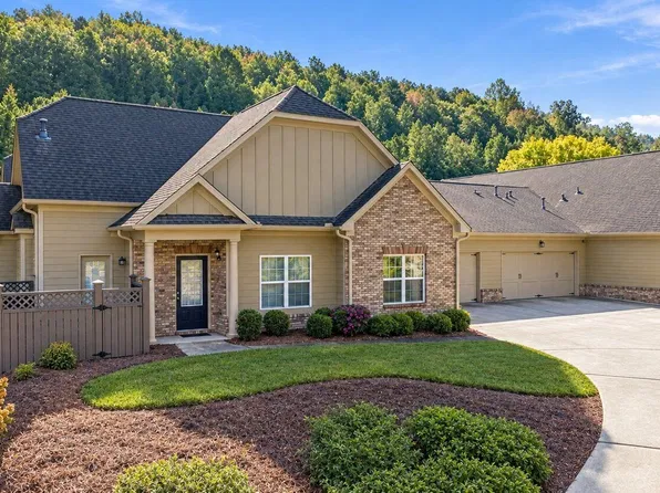 201 Glens Loop #201, Woodstock, GA 30188