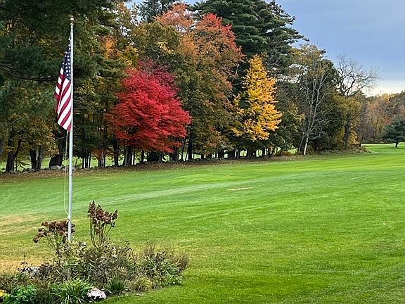 4th image of 103 Ladd Hill Rd