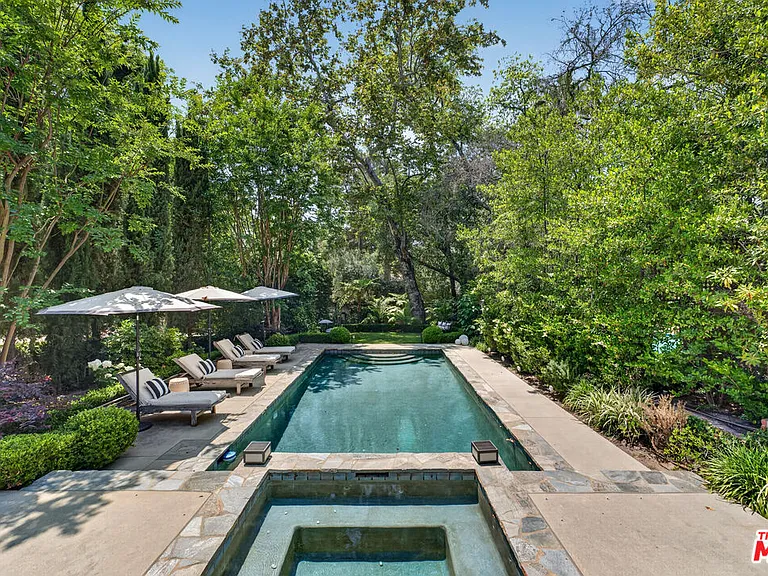 760 S San Rafael Ave — Photo 9