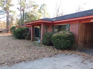 5244 Gibson Rd, Vicksburg, MS 39180