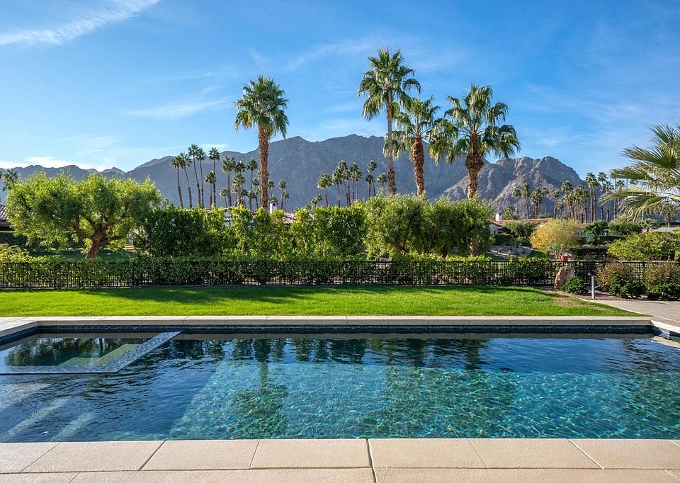 1st image of 54225 Residence Club Cove