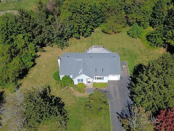 2nd image of 152 Baywood Drive