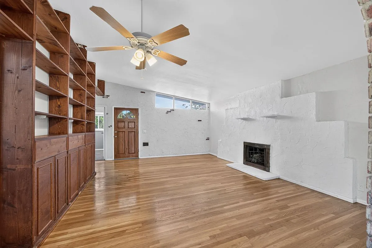4 bed, 2.0 bath, 1793 sqft, $4,750 — Photo 4