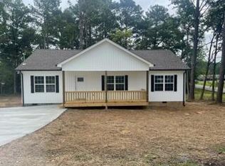 60 Bradley St, Saint Chatsworth, GA 30705