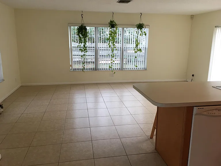 8842 SE Sandcastle Cir — Photo 5