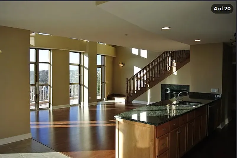 3 bed, 3.5 bath, 3363 sqft, $2,495 — Photo 3