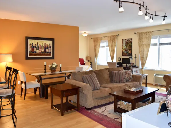 3105 City Place image 2 of 21