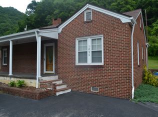 1025 Gene St, Grundy, VA 24614