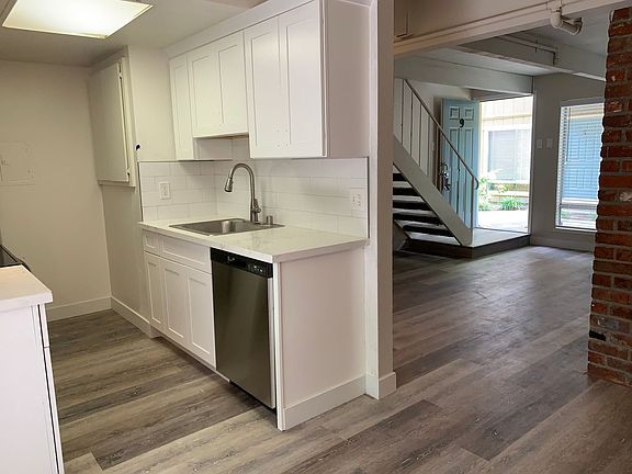 3rd image of 2708 C St APT 10
