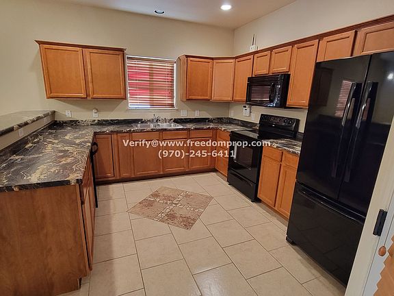 4th image of 610 Silver Mountain Dr