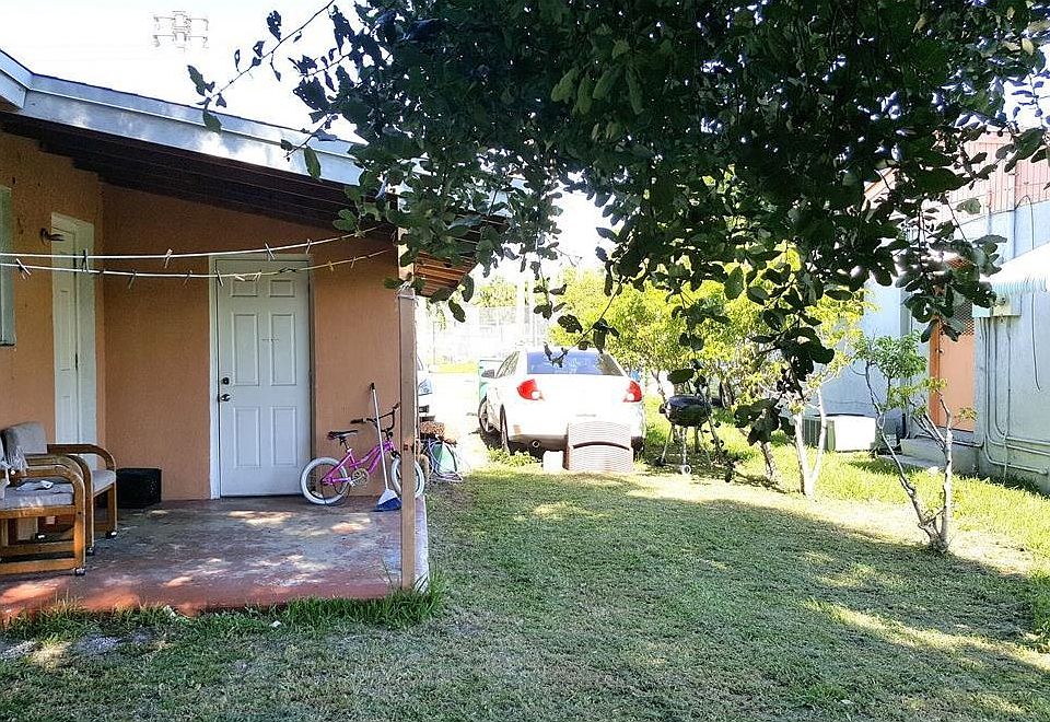 1st image of 113 NW 10th Ct #1