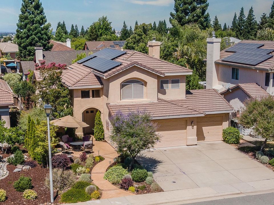 1st image of 5910 Pebble Creek Dr