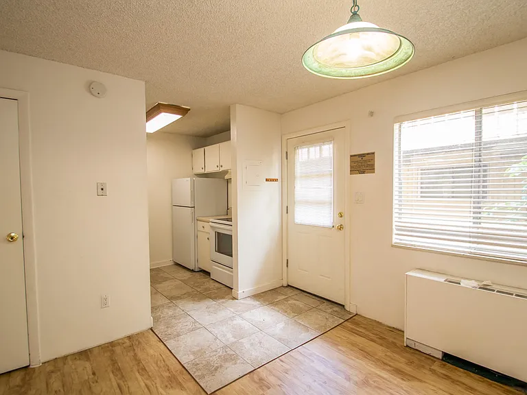 3161 Madison Ave — Photo 17