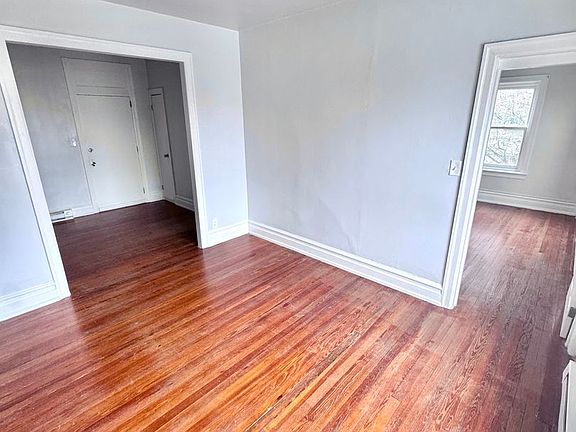5th image of 510 N Fountain St APT 5
