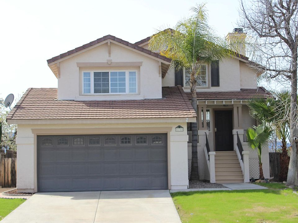 1st image of 44745 Calle Banuelos