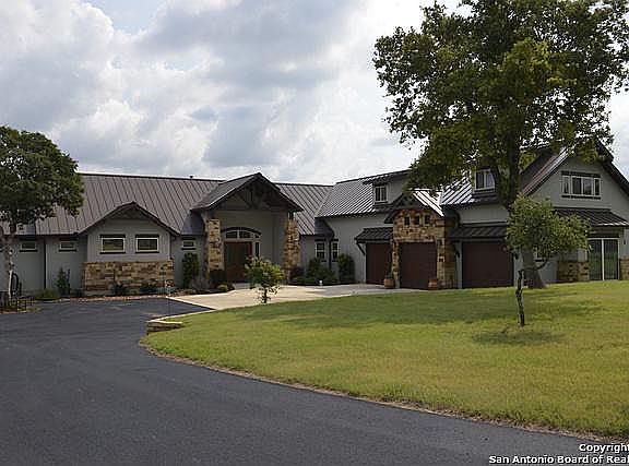 4th image of 114 Hunters View Cir