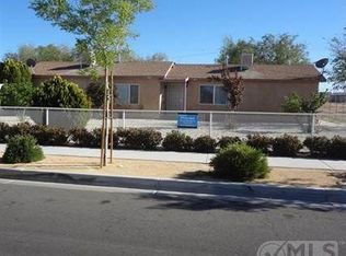 16245 Spruce St, Hesperia, CA 92345