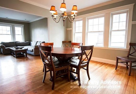 3rd image of 41 N Crescent Cir Unit 1