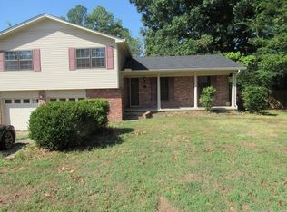 16 Kingspark Rd, Little Rock, AR 72227