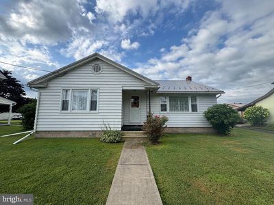 513 E Chestnut St, Hegins, PA, 17938