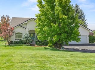 9456 Greenbriar Dr, Klamath Falls, OR 97603