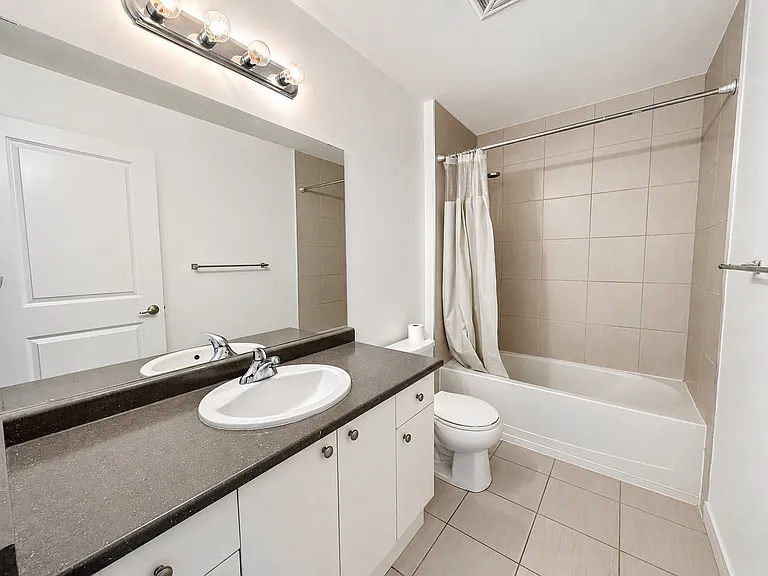 85 Robinson St #906 — Photo 13