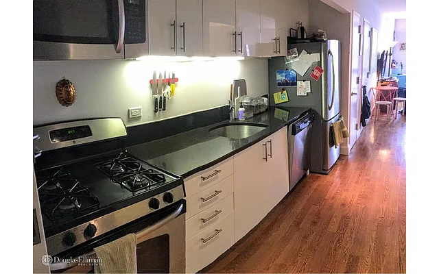 Rented by Douglas Elliman | media 4