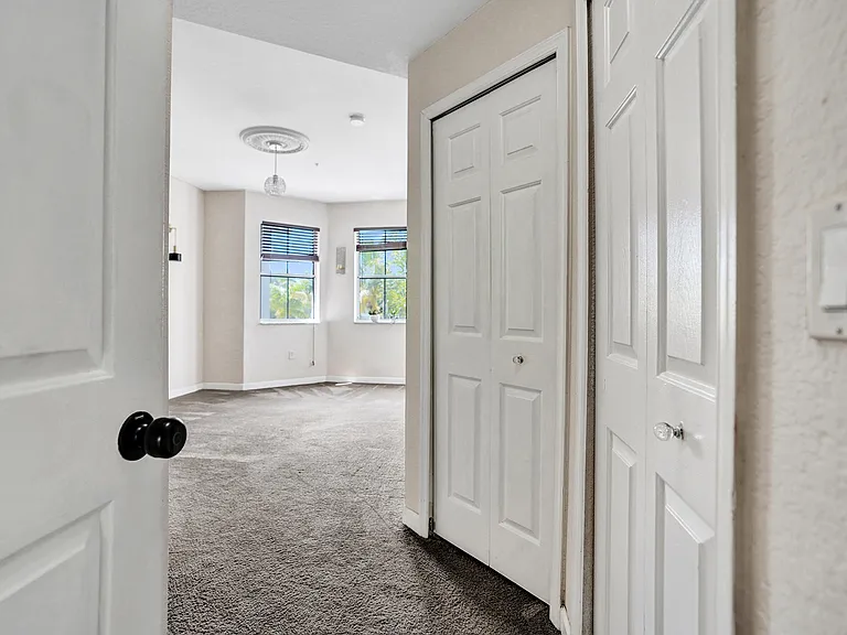 3911 Shoma Dr — Photo 19