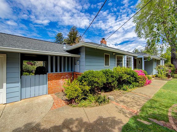 3rd image of 4747 Sullivan Way