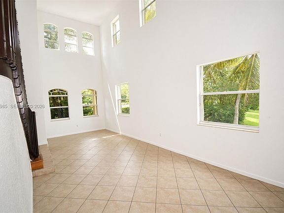 5th image of 8765 SW 208th St