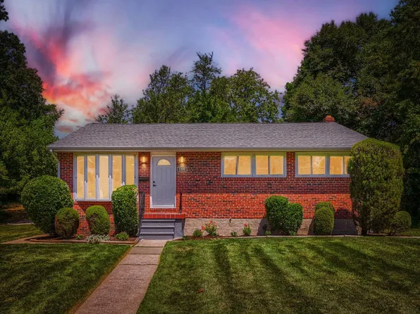1200 Dublin Ct, Lutherville Timonium, MD 21093