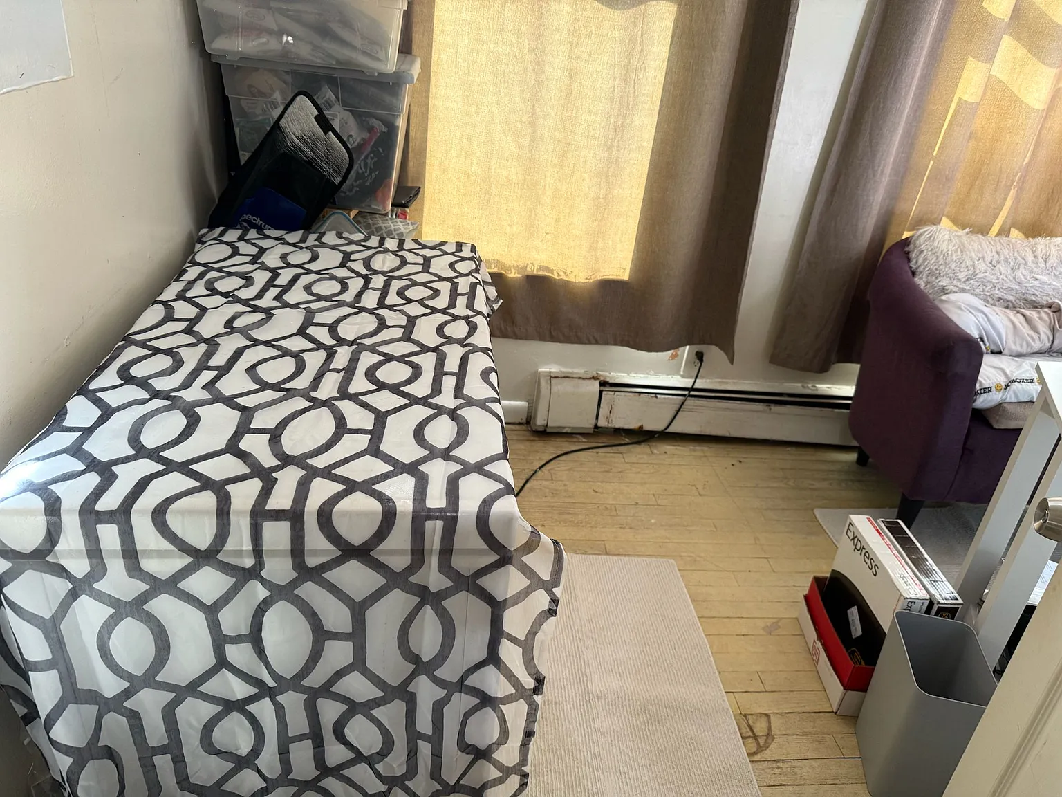 3 bed, 950 sqft, $3,950 — Photo 4