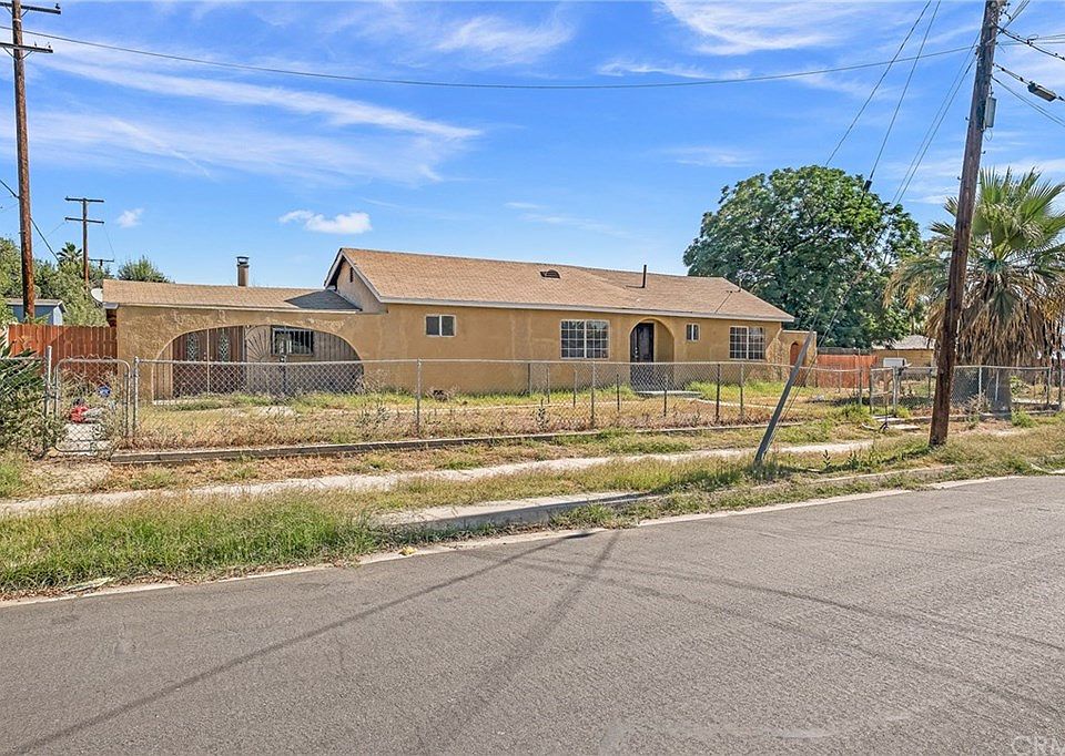 1st image of 1490 Magnolia Ave