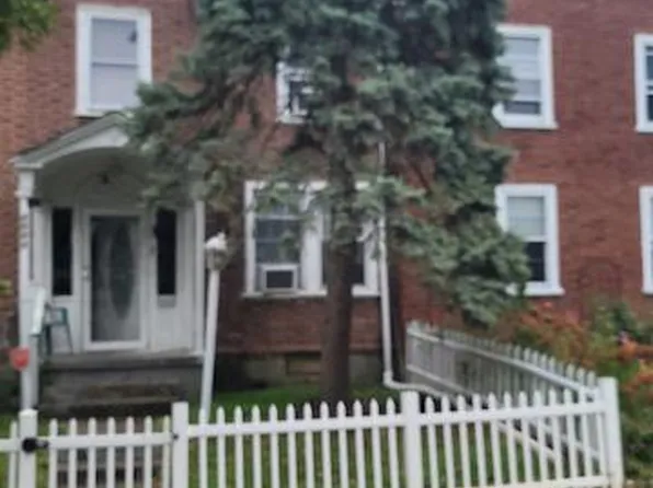 2852 Idaho Rd, Camden, NJ 08104