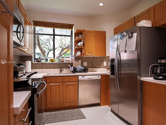5th image of 21382 Marina Cove Cir APT 19-D
