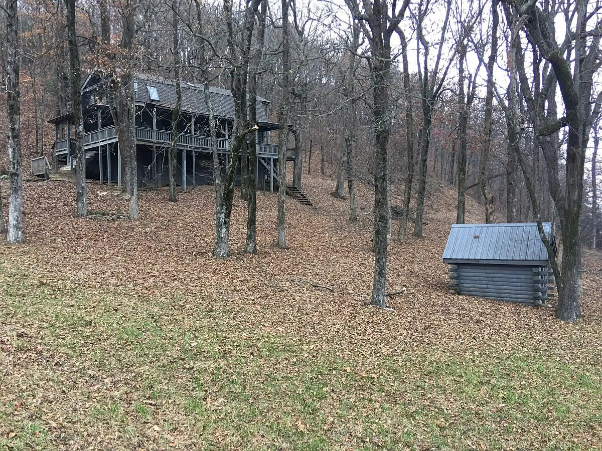 2 bed, 2240 sqft, $1,750 — Photo 2