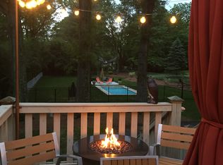 725 2nd St NE, Hickory, NC 28601