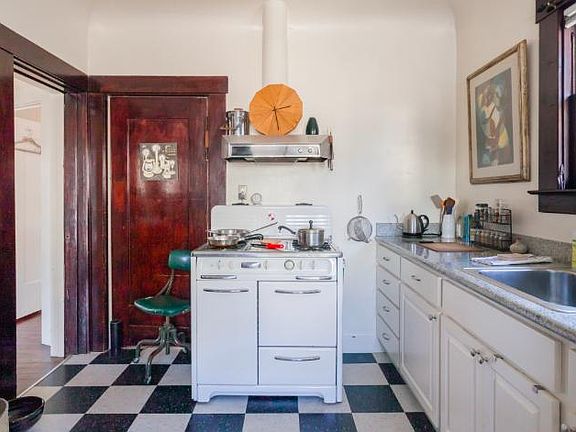 Kitchen with Wedgewood stove