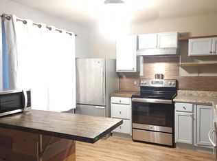 122 Clover Ct APT B, Cheyenne, WY 82009