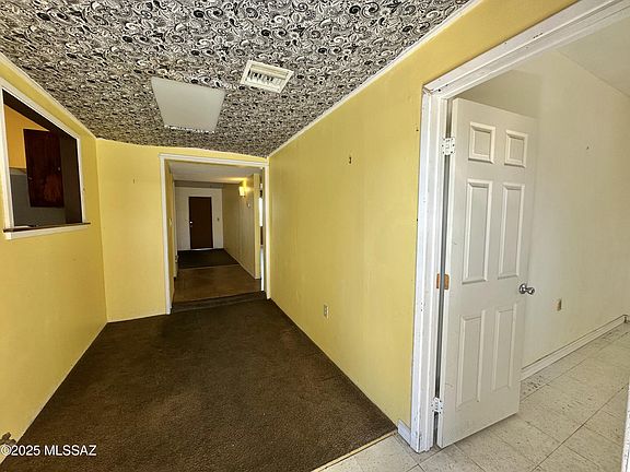 4th image of 7019 N Starview Dr