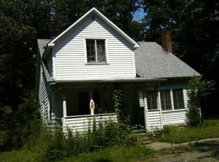 10 Rowland St, Valatie, NY 12130