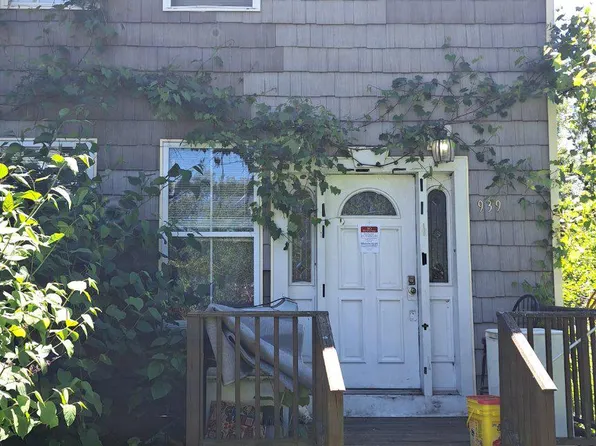 939 W 3rd St, Erie, PA 16507