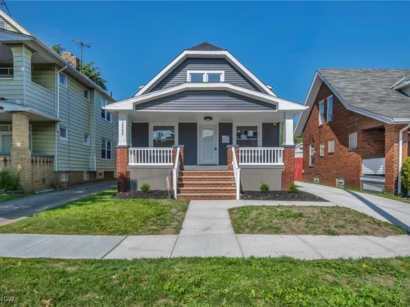 3297 W 127th St, Cleveland, OH 44111