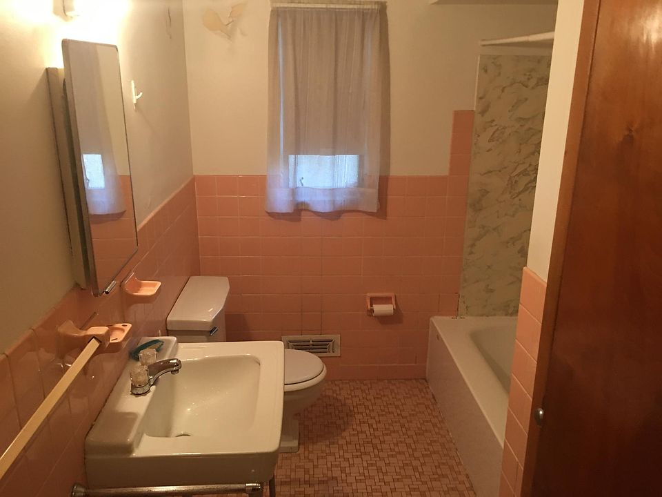 1st image of 1520 Broadrock Ct